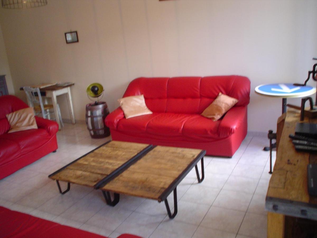 Les Gites De La Musardiere Meusnes Exterior photo